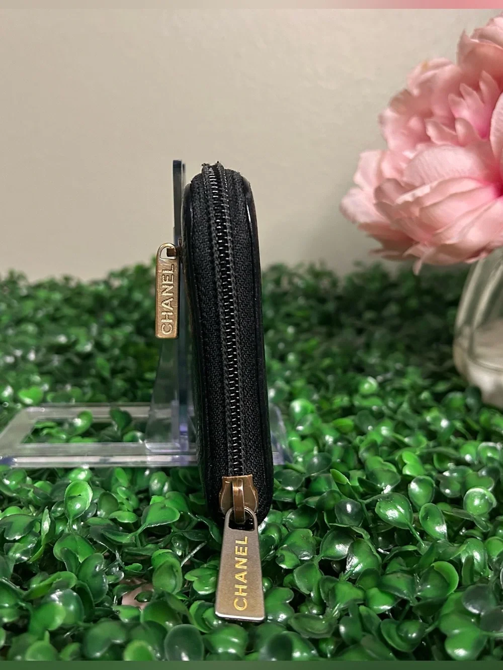 Chanel Black Caviar Leather CC Zip Around Wallet 6 Series w/ Hologram Vintage